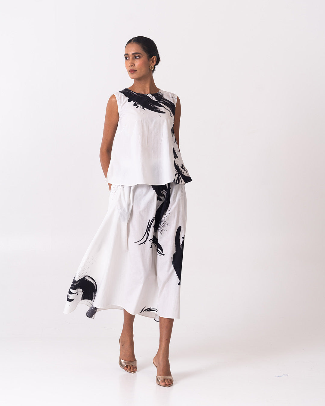 Fluid Set - White & Black