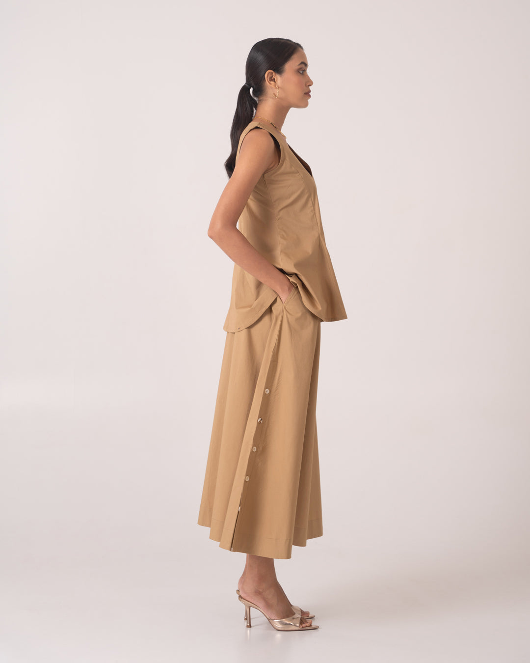 Code Top - Camel Brown