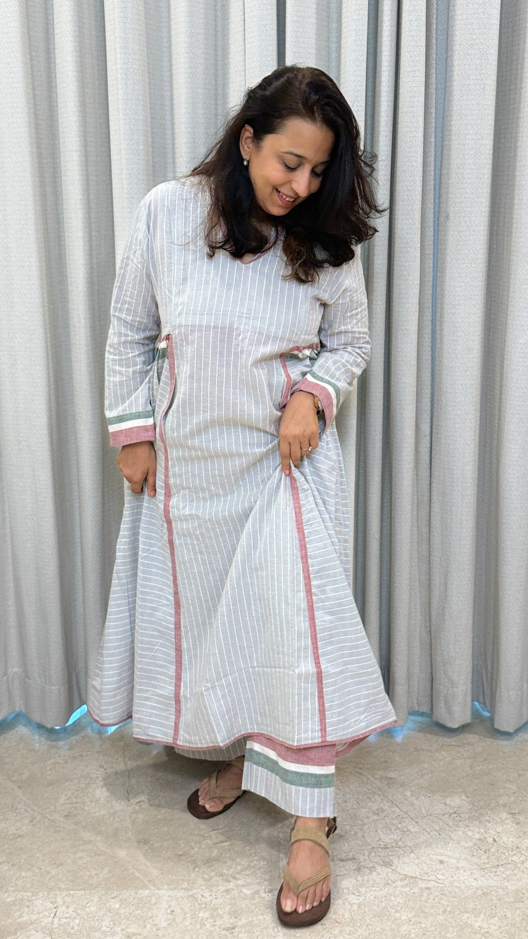 Nira Set - Grey