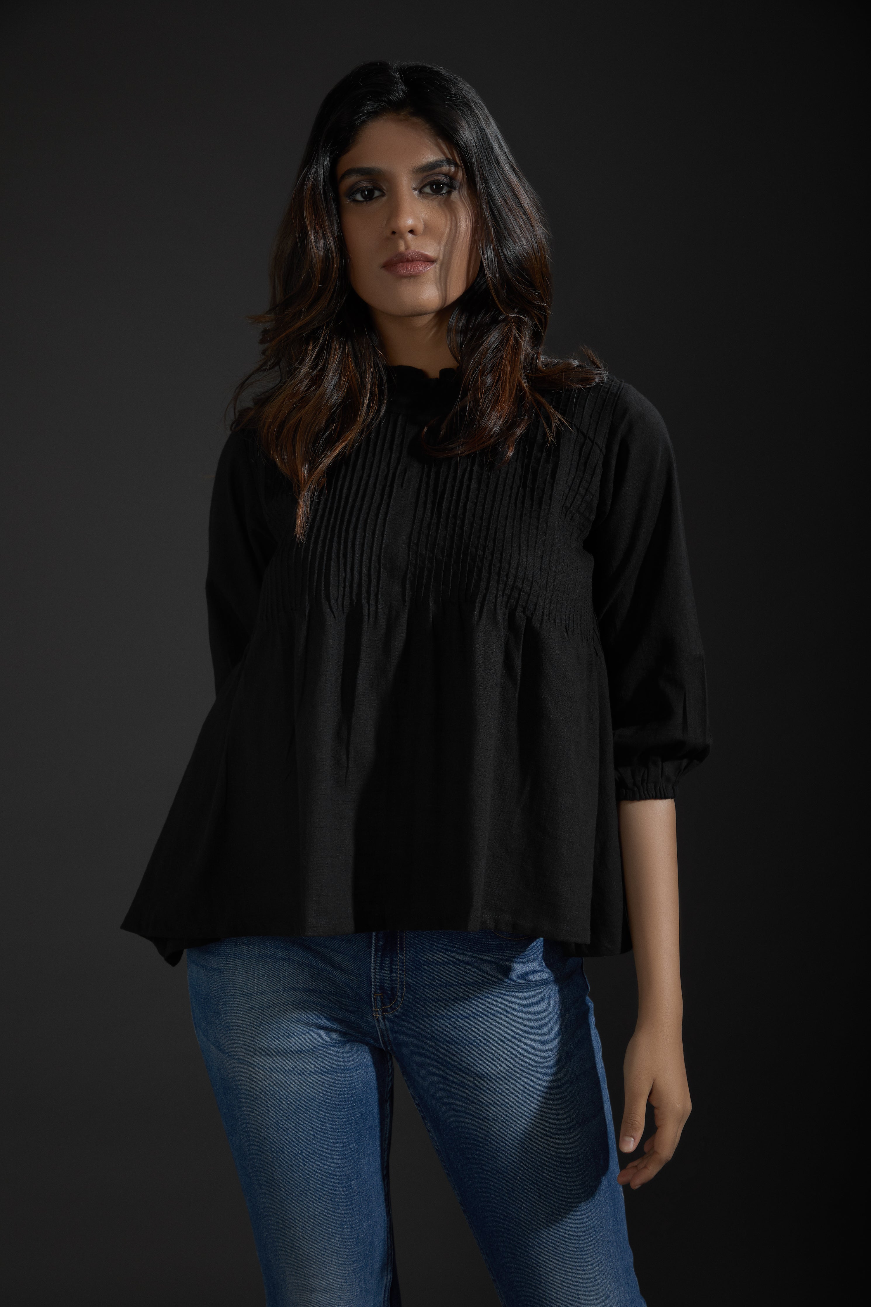 Pintuck top - Black