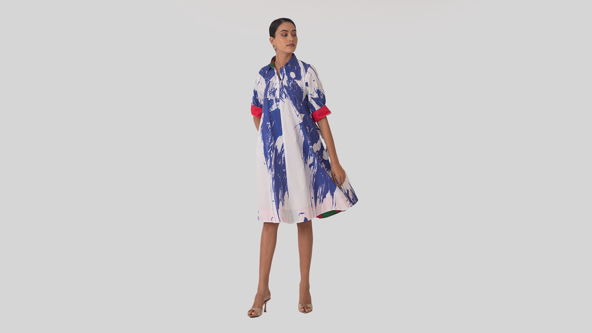 Noa  - White & Blue Splash