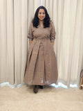 Sculpt Dress - Dark Beige